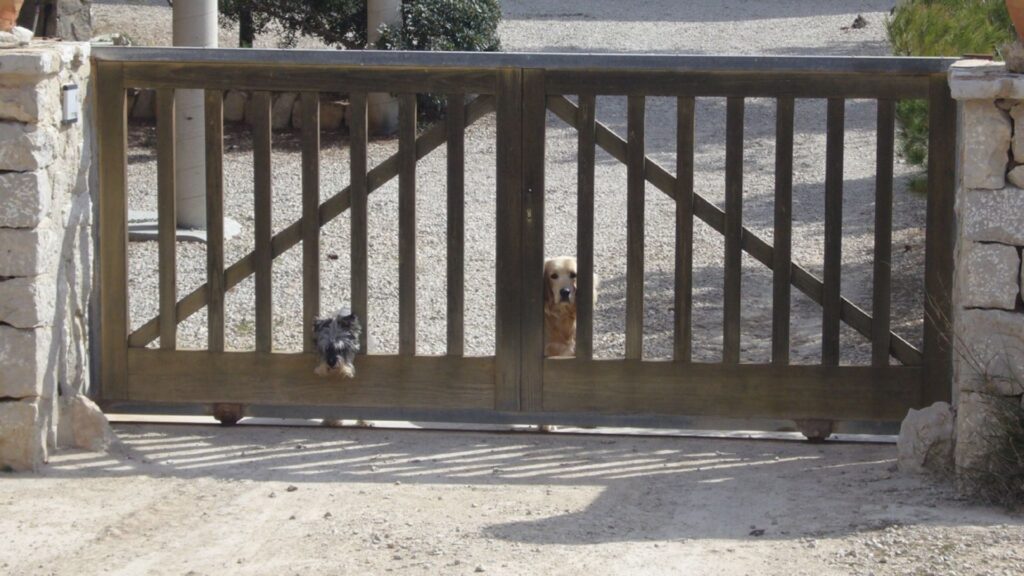 Custom gates
